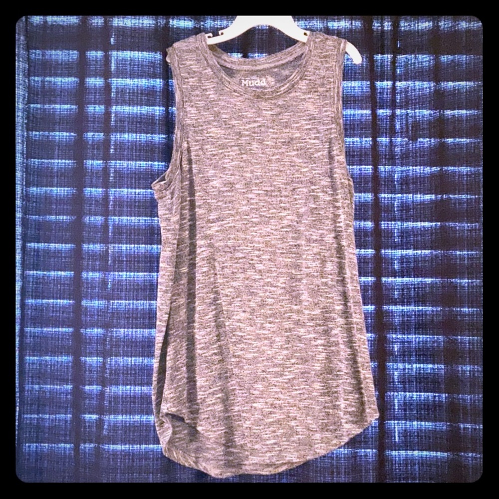 Gray tank top